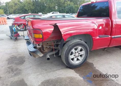 2004 Chevrolet Silverado 1500 Ls z USA, uszkodzony, nr VIN 1GCEC19V04Z102692